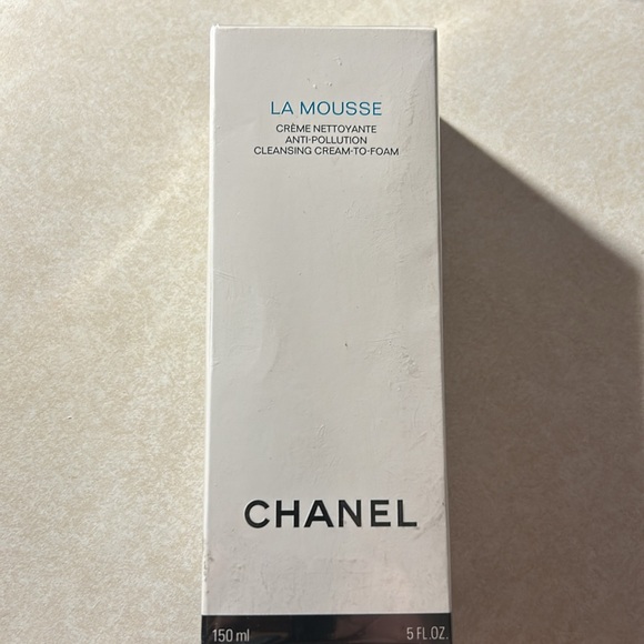 Sealed NWT CHANEL LA Mousse Anti-Pollution Cleansing Cream-to-Foam 150ML - Picture 3 of 3